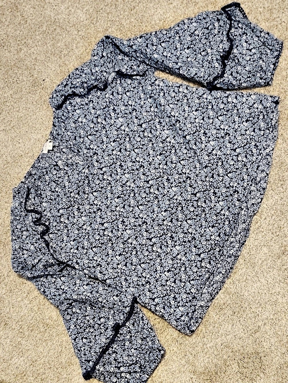 J.Crew Ruffle Slee Chiffon Top in Midnight-Blue Floral Tunic Blue & White Medium